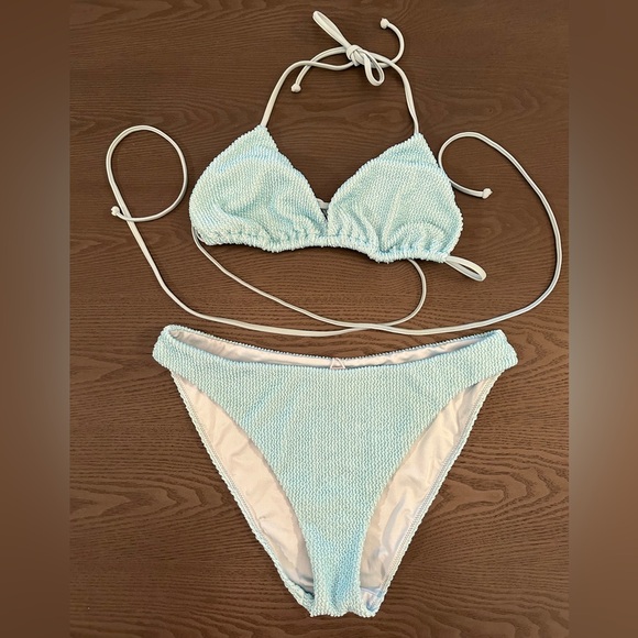 Show Me Your MuMu Sky Blue Scrunch Bikini Set - Picture 7 of 16